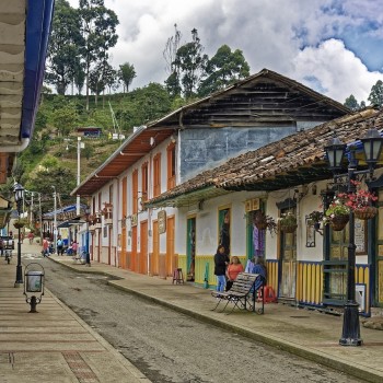 Explore the Heart of Colombia: A Journey Through Salento, Cocora Valley, & Filandia